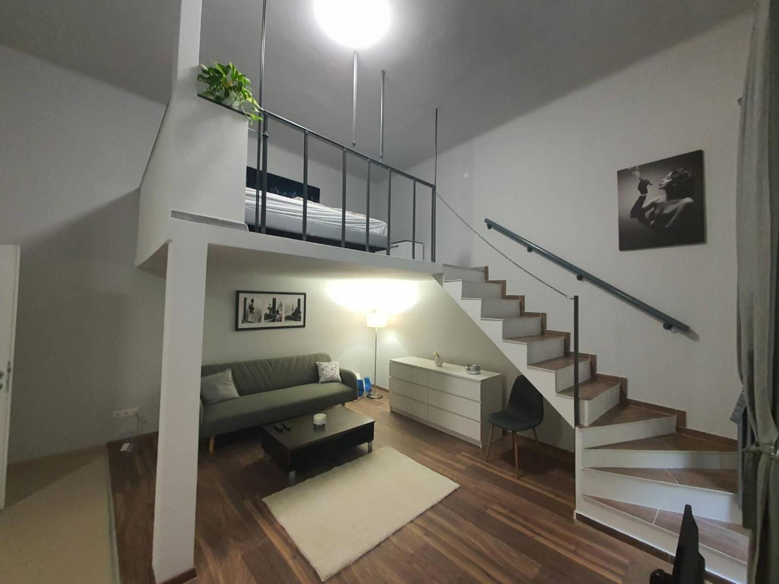 Cute Downtown Apartment บูดาเปสต์ ภายนอก รูปภาพ